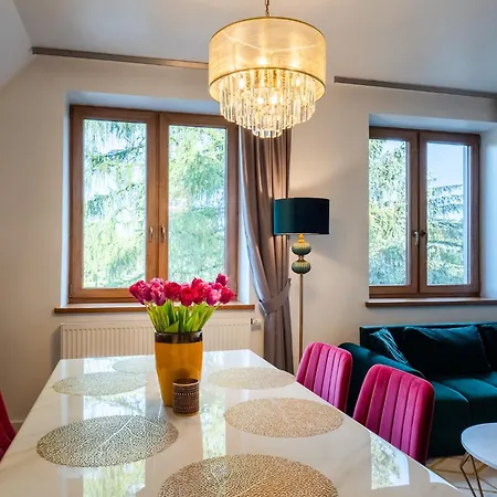 Appart hôtel Jarosta Premium &