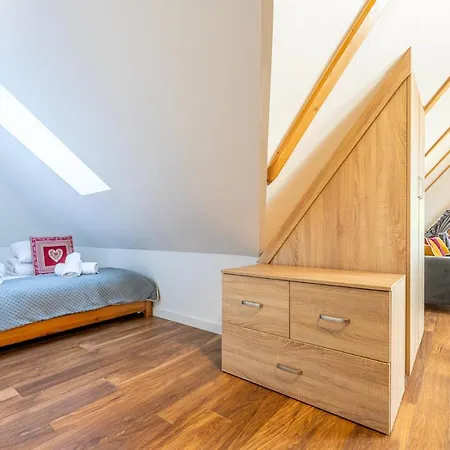 Appart hôtel Jarosta Premium &